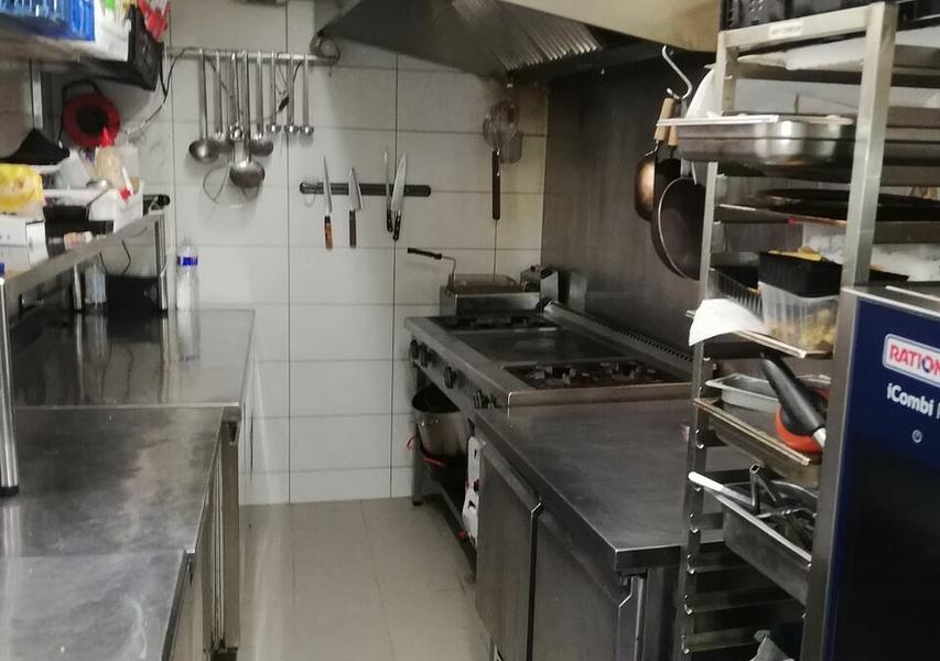 Restaurant et restauration rapide à vendre à Toulouse - A CEDER FONDS DE COMMERCE RESTAURANT TRAITEUR