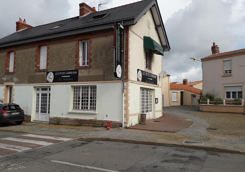 Vente brasserie et restaurant à Saint-Léger-les-Vignes - vente de restaurant