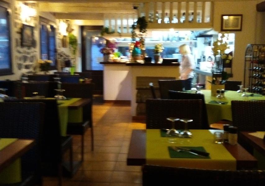 Vente de restaurant à Marie - Restaurant-Pizzéria à vendre à Marie dans les Alpes Maritimes 